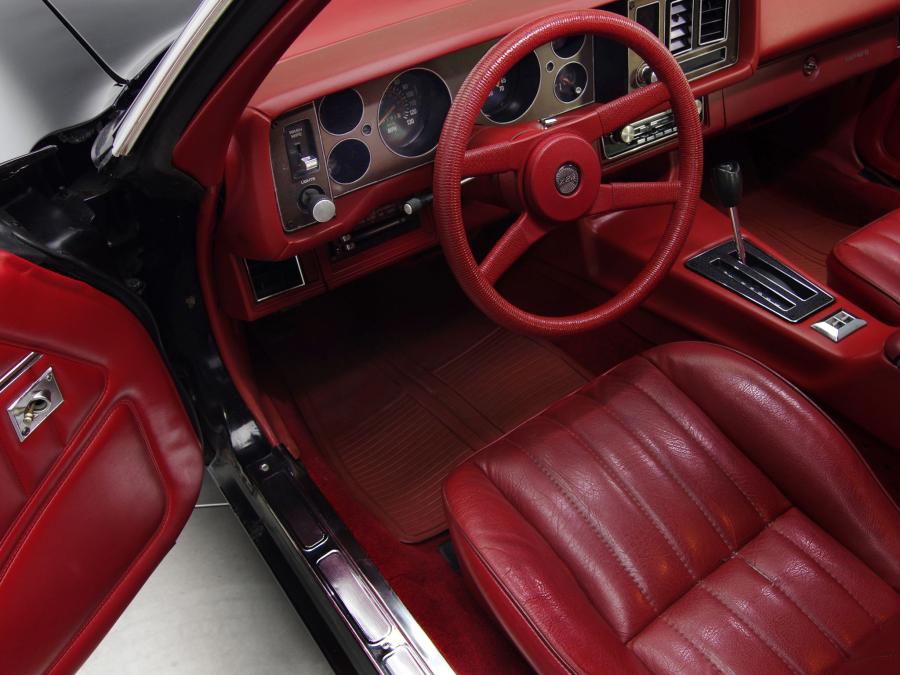  Chevrolet Camaro Z28 1978 года  (фото 12 из 29)
